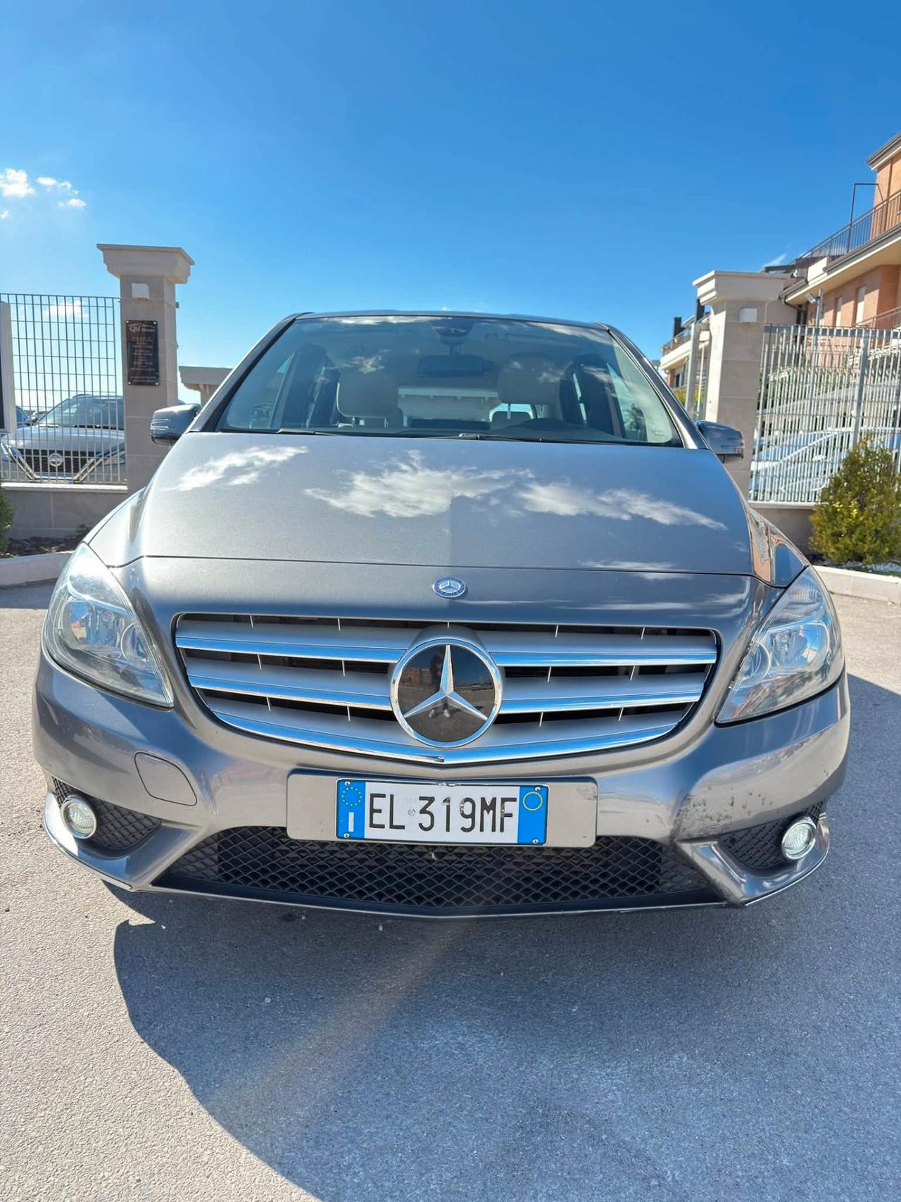 Mercedes-benz B 180 CDI BlueEFFICIENCY Premium