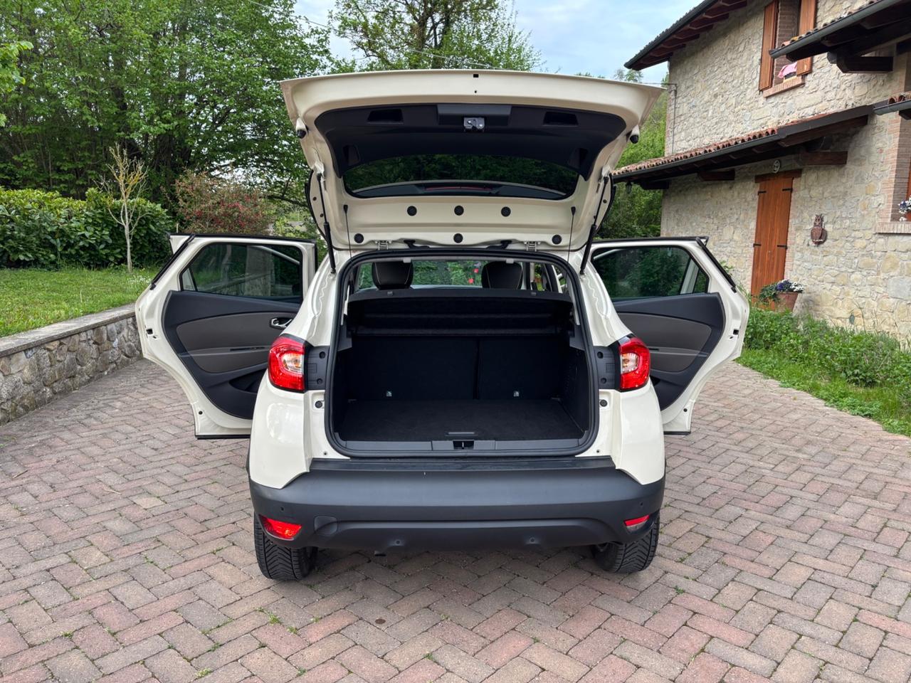 Renault Captur 1.5 dCi 8V 110 CV Start&Stop Intens