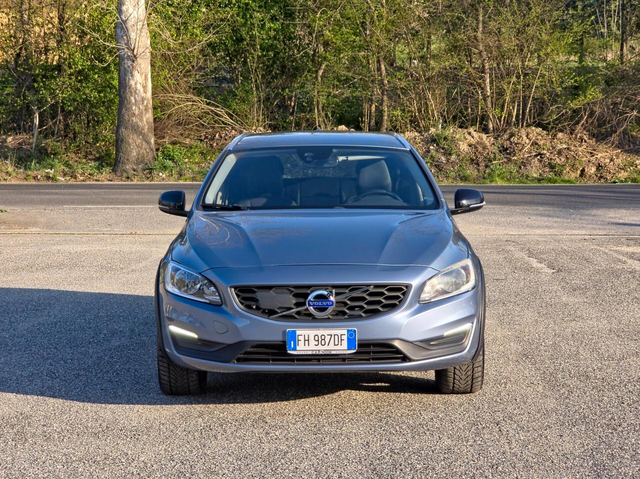 Volvo V60 Cross Country CV-150 D3 Geartronic Summum 2017-E6 Automatico