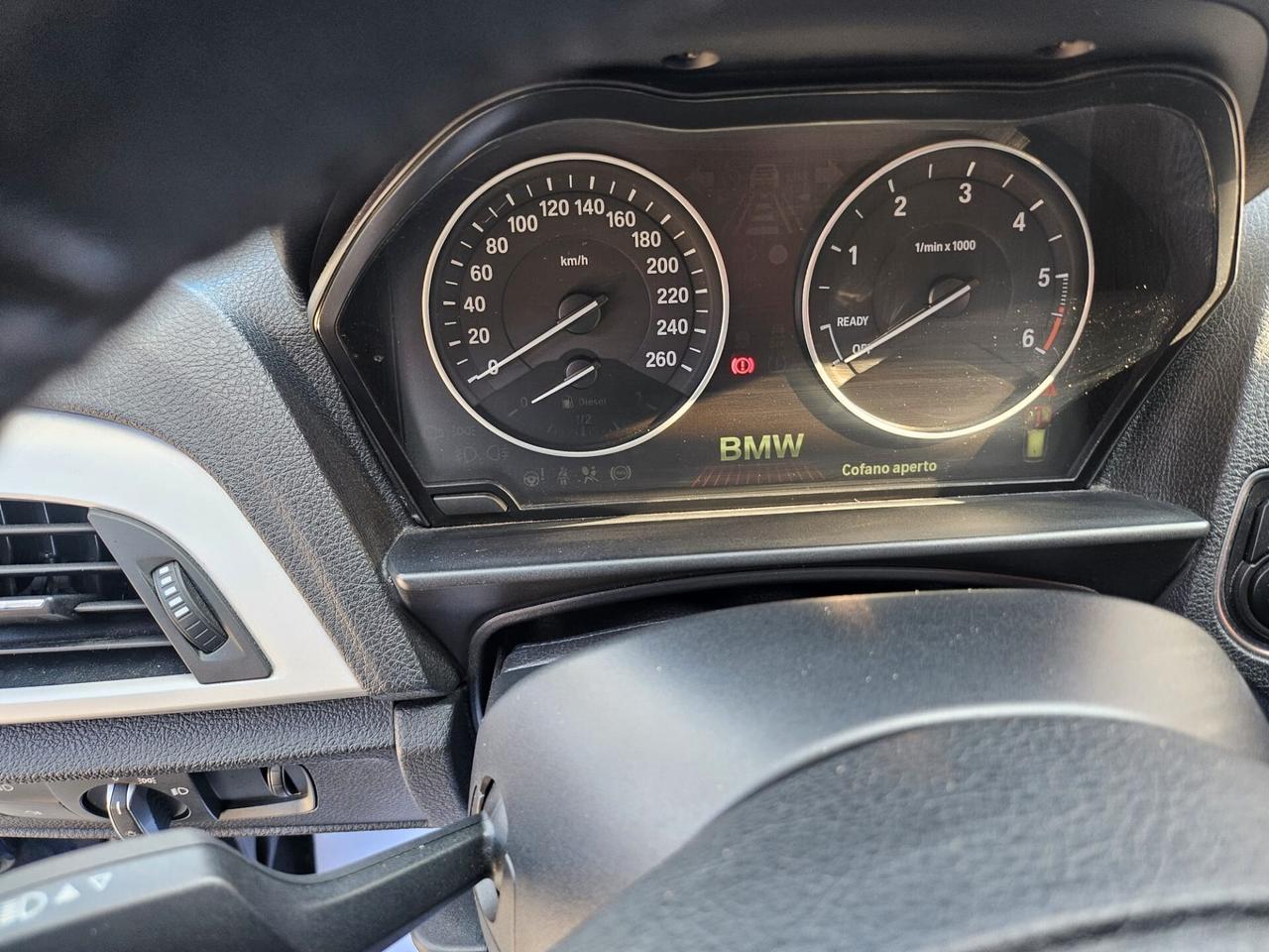 Bmw 118 118d 5p. Unique