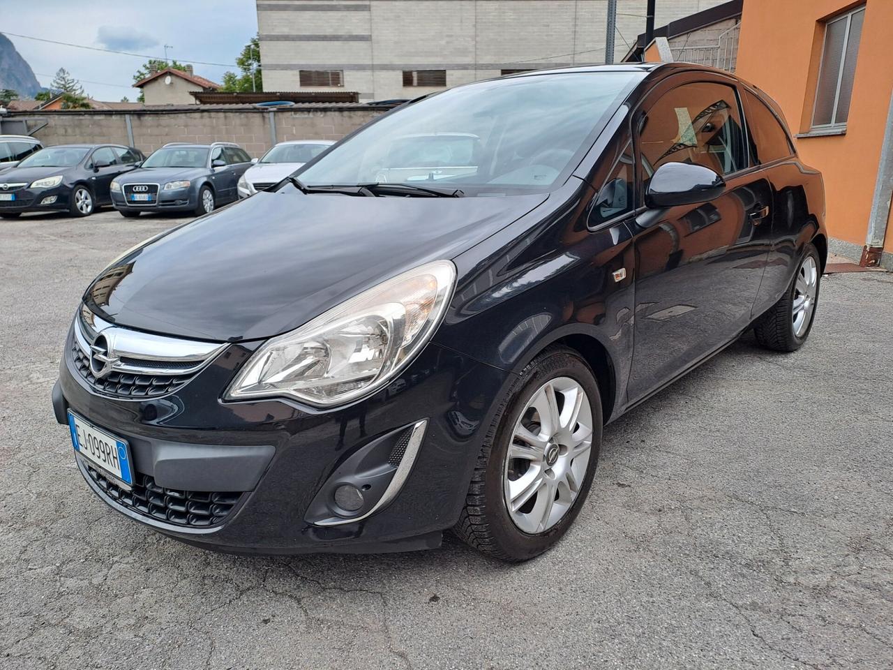 OPEL CORSA 1.2 BENZINA *OK NEOPATENTATI*