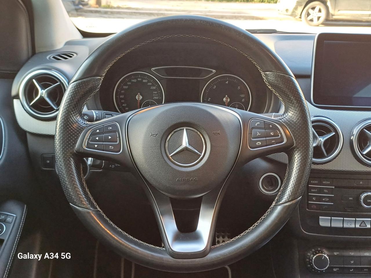 Mercedes-benz B 180 B 180 CDI Automatic Business
