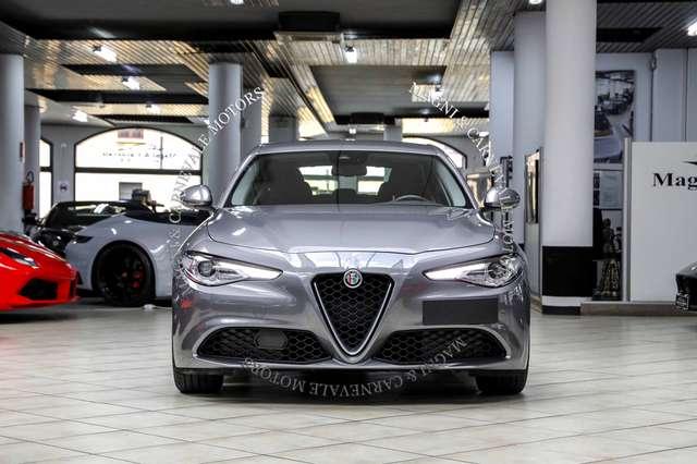 Alfa Romeo Giulia CERCHIO 18''|CRONOLOGIA SERVICE|UFFICIALE ITALIA