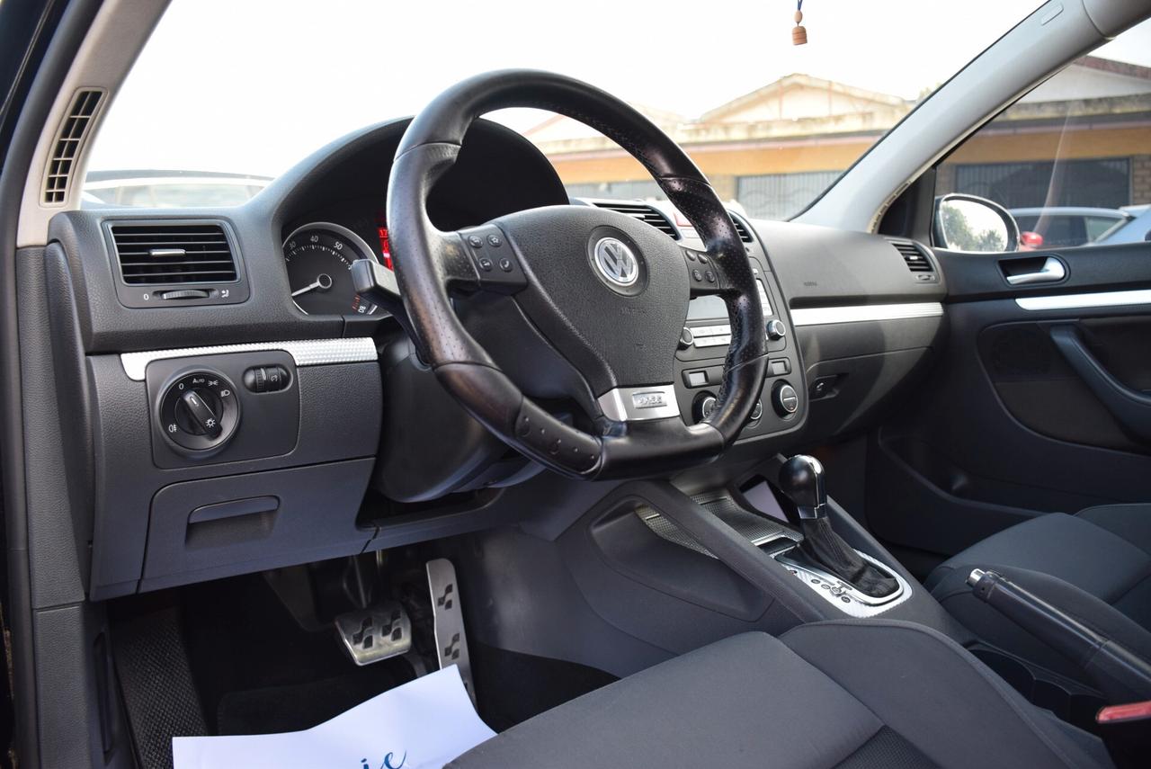 Volkswagen Golf R32 3.2 VR6 4mot. 3p. DSG 250CV