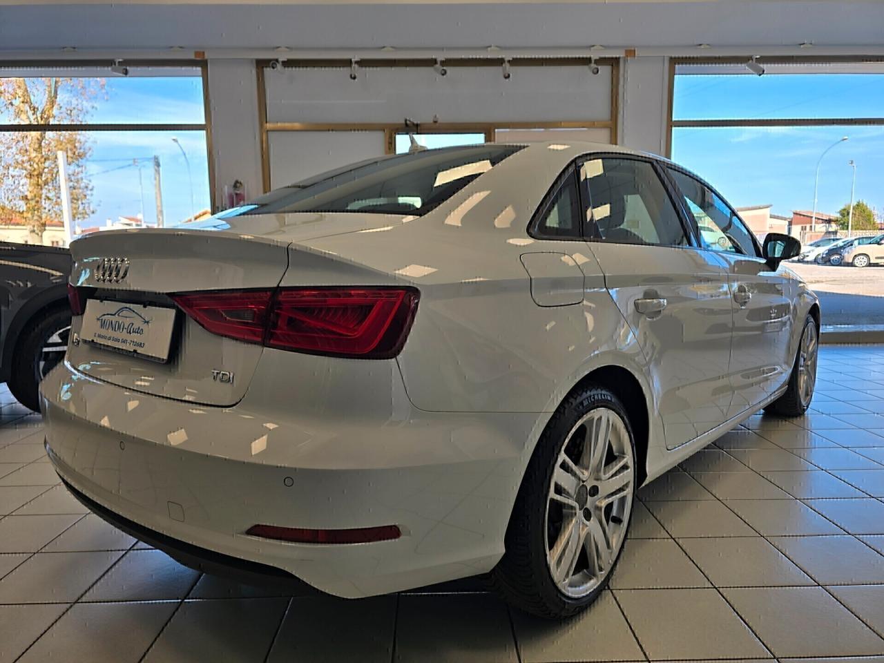 Audi A3 Sedan 1.6 TDI 110cv Ambition