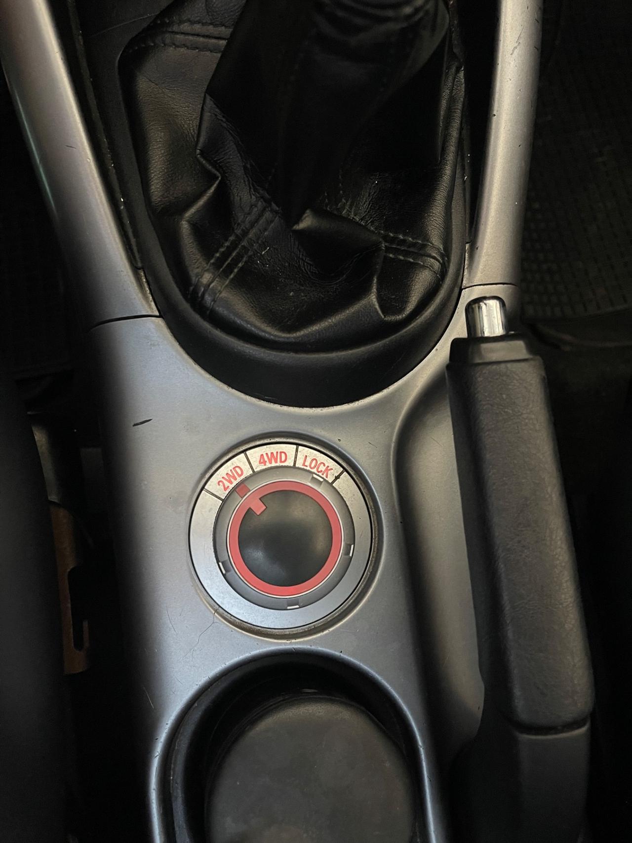 Peugeot 4007 2.2 HDi 4x4 7 Posti PERMUTE RATE