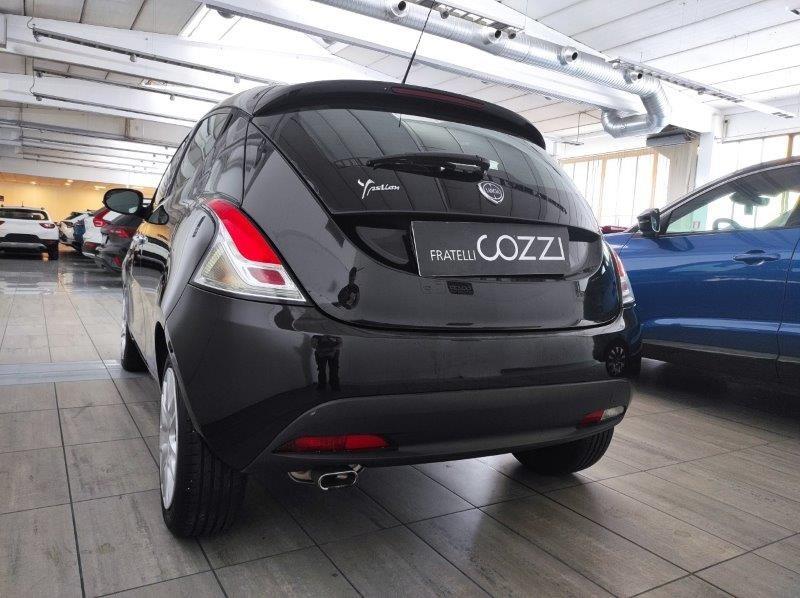 LANCIA Ypsilon 3ª serie - Ypsilon 1.2 69 CV 5 porte Silver