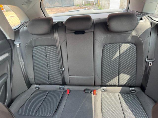 AUDI Q5 35 TDI S tronic Business