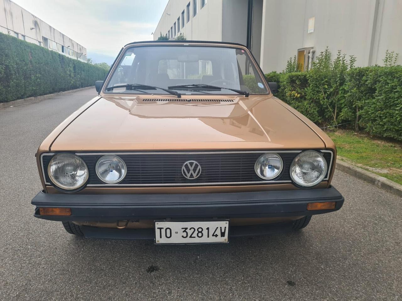 *Volkswagen Golf 1100 del 1984 – Auto d’epoca in eccellenti condizioni*