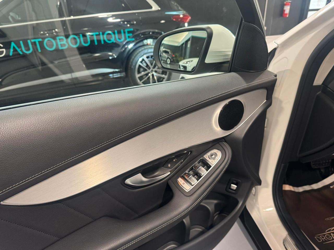 Mercedes-Benz GLC 200 d 4Matic Premium AMG Line/19"/PNEUM/FULL LED