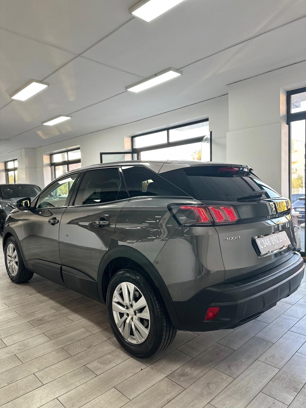 Peugeot 3008 1.5 130cv