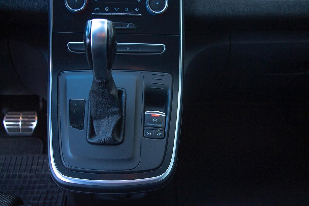 Renault Scenic AUTOMATIC PREMIUM