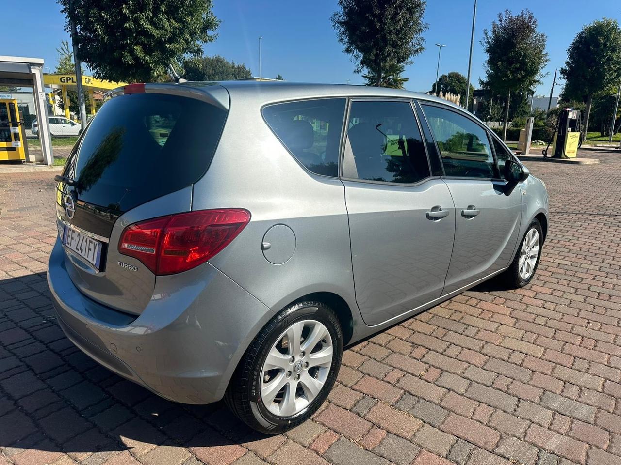 Opel Meriva 1.4 gpl 2010 NEOPATENTATI