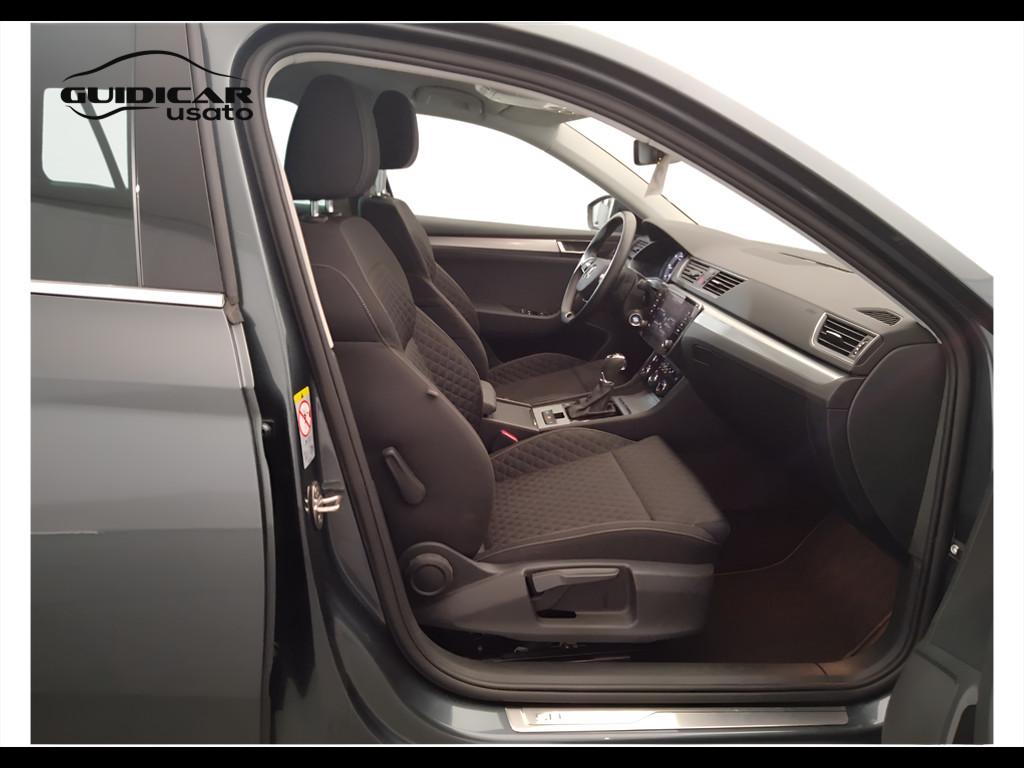SKODA Superb III 2016 Wagon - Superb Wagon 2.0 tdi evo Style 150cv