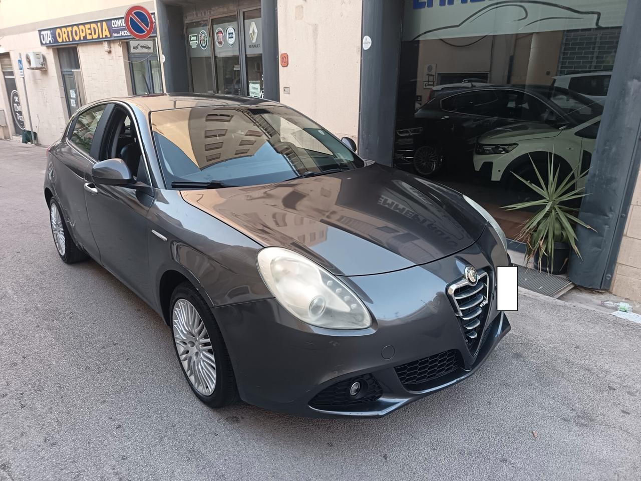 Alfa Romeo Giulietta 1.6 mj 105 CV Distinctive
