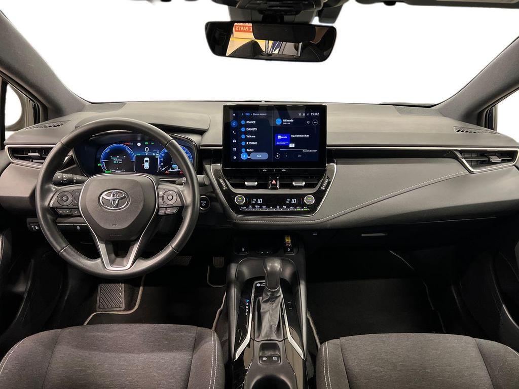 Toyota Corolla 1.8h Active