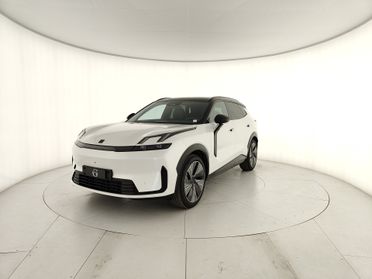 LYNK&CO 08 MORE