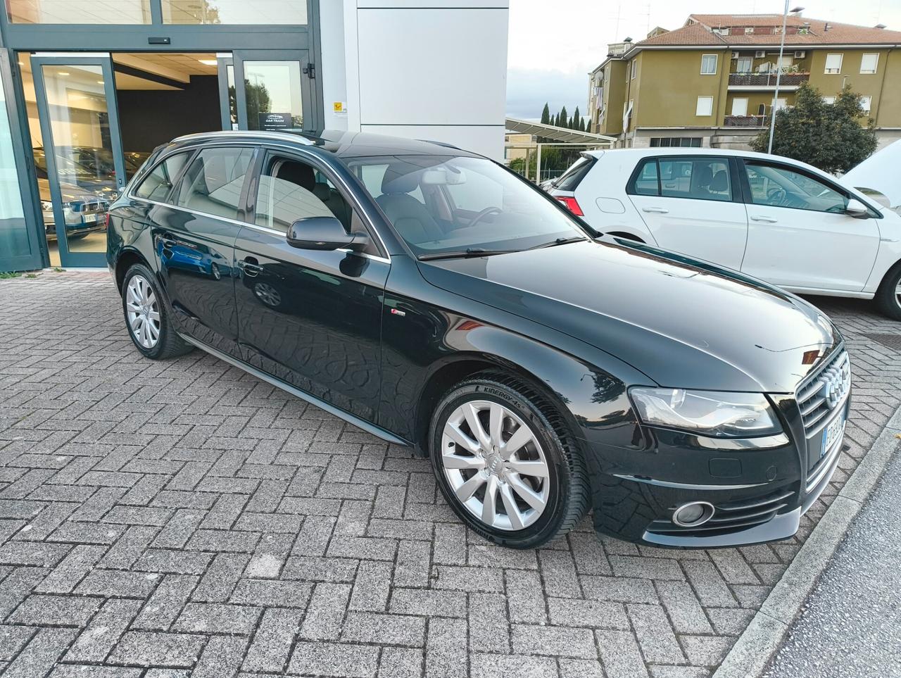 Audi A4 Avant 2.0 TDI 143CV S-line