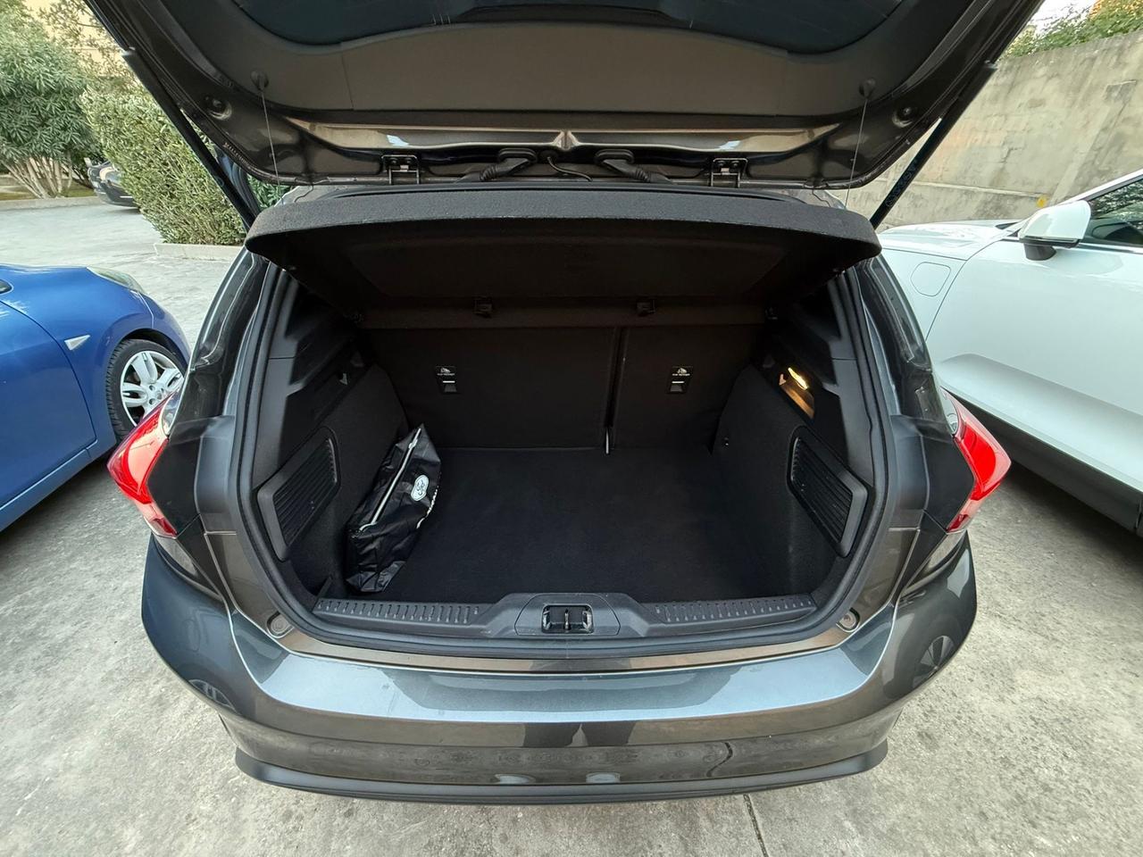 Ford Focus 1.0 HYBRID KM. 55.000! ST Line 125 CV 5p.