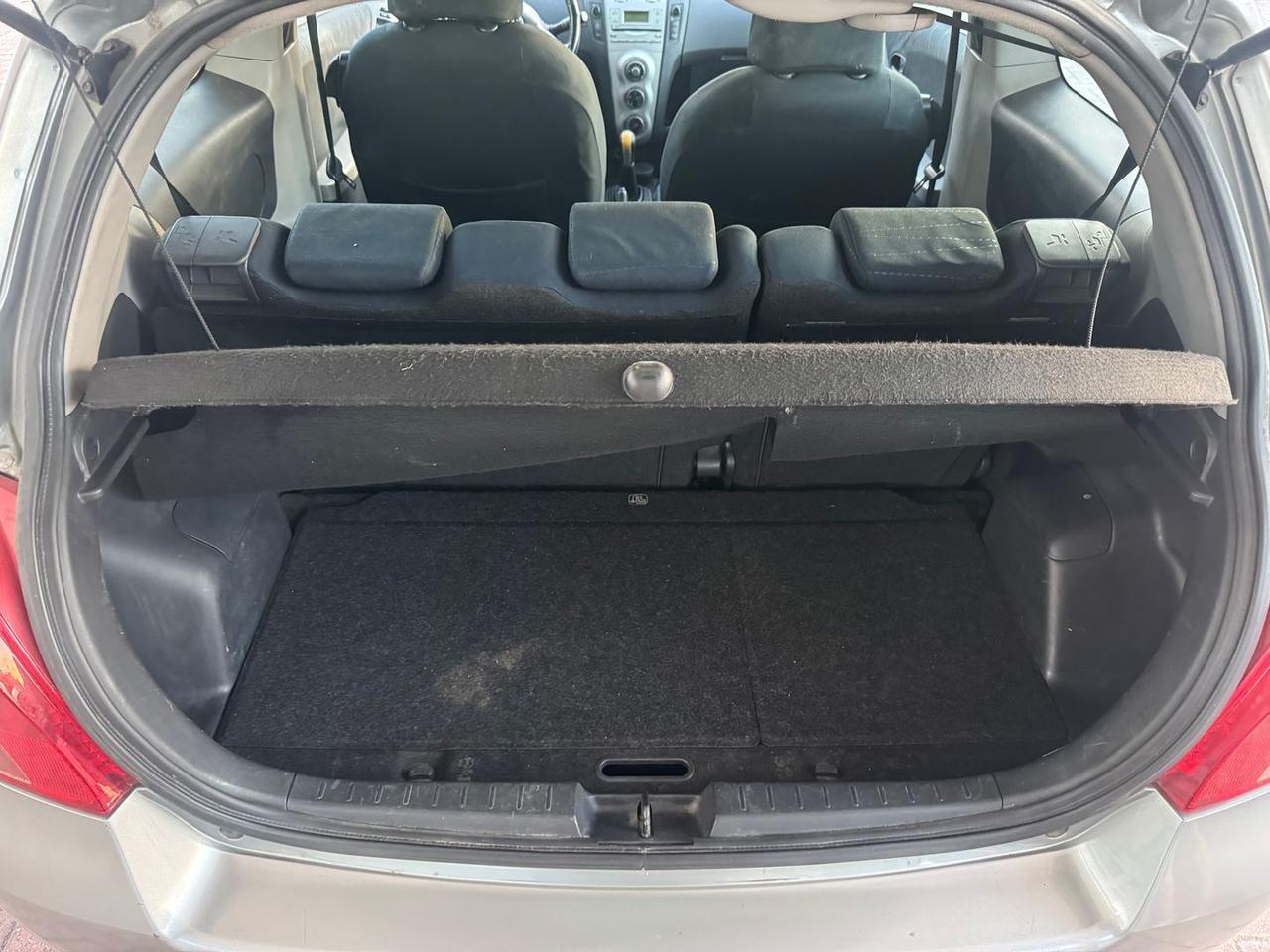 Toyota Yaris 1.0 VVT-i Sol #50407