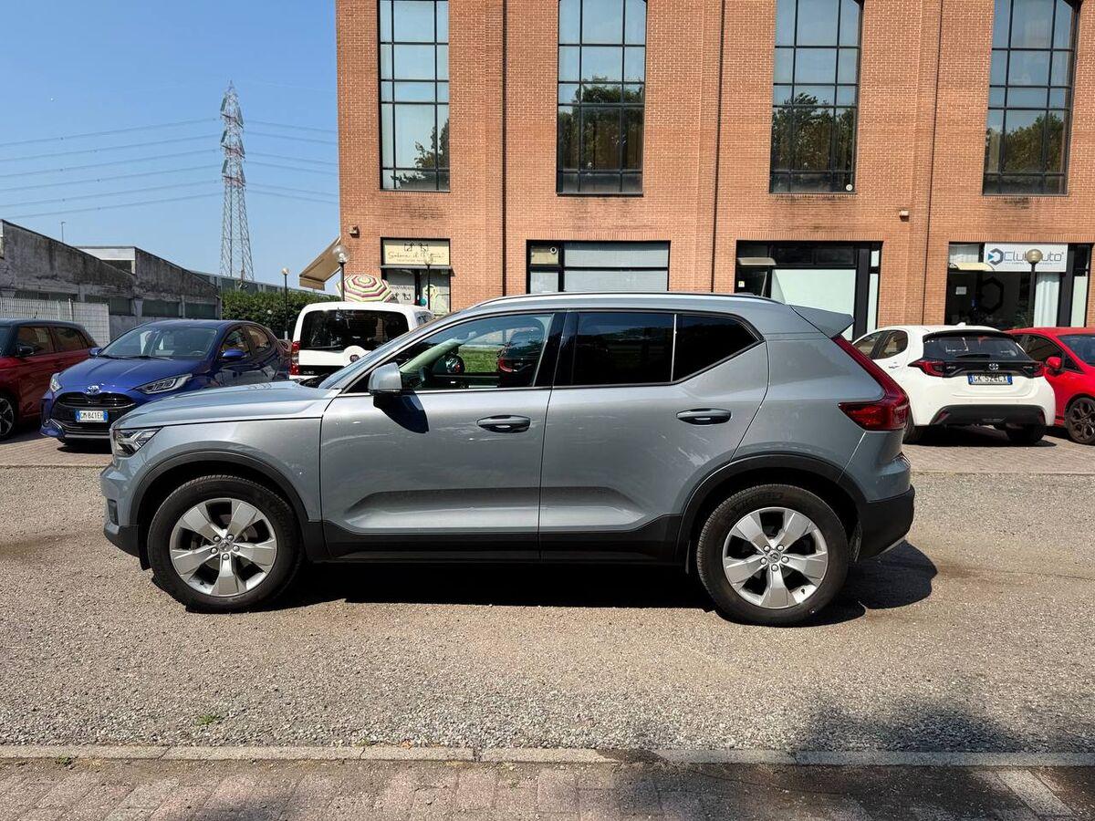 Volvo XC40 2.0 d3 Momentum auto my21