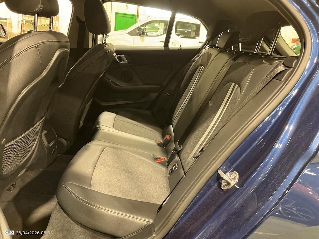 BMW 116D 115CV STEPTRONIC BUSINESS ADVANTAGE ( FARI LED - CRUISE - SPORT INTERIOR - NAVI - MIRROR - PDC )
