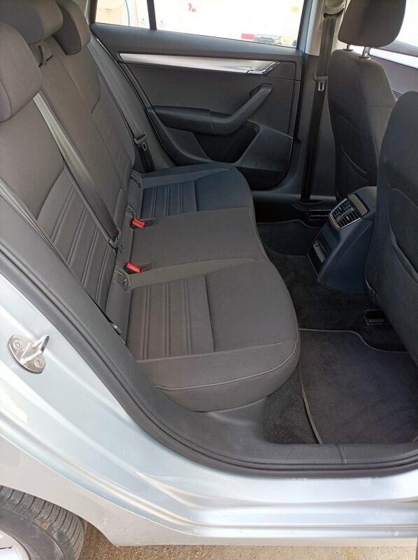 Skoda Octavia 1.6 TDI SCR 115 CV Wagon Ambition