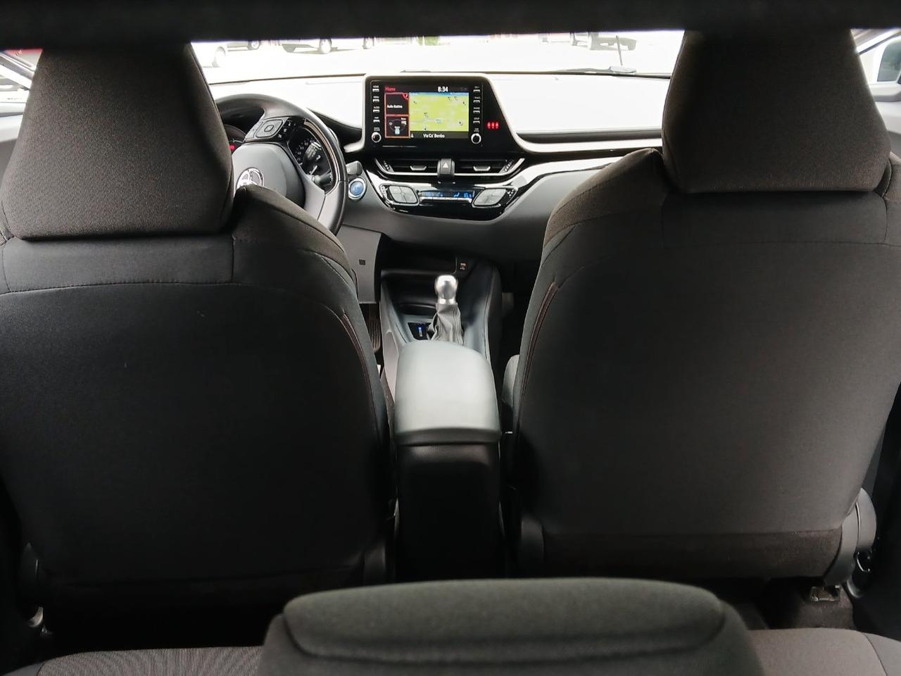 Toyota C-HR 1.8h Business e-cvt