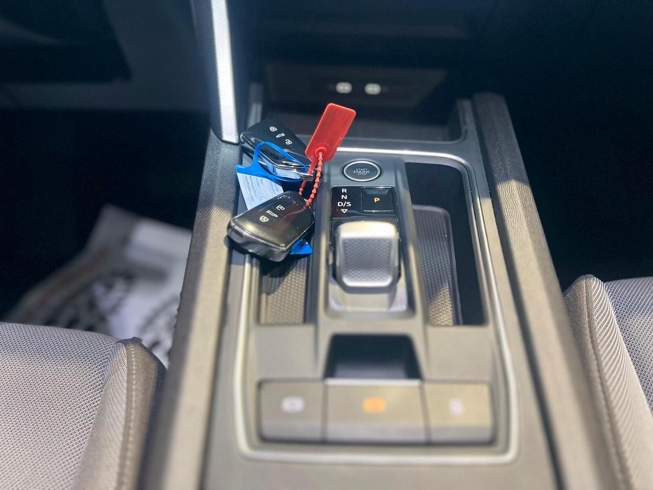 SEAT LEON SPORTSTOURER 2.0 TDI 150 CV DSG *2023* *UNICOPRO*