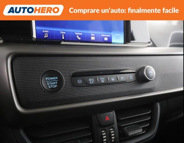 FORD Tourneo Courier 1.0 EcoBoost Powershift Titanium