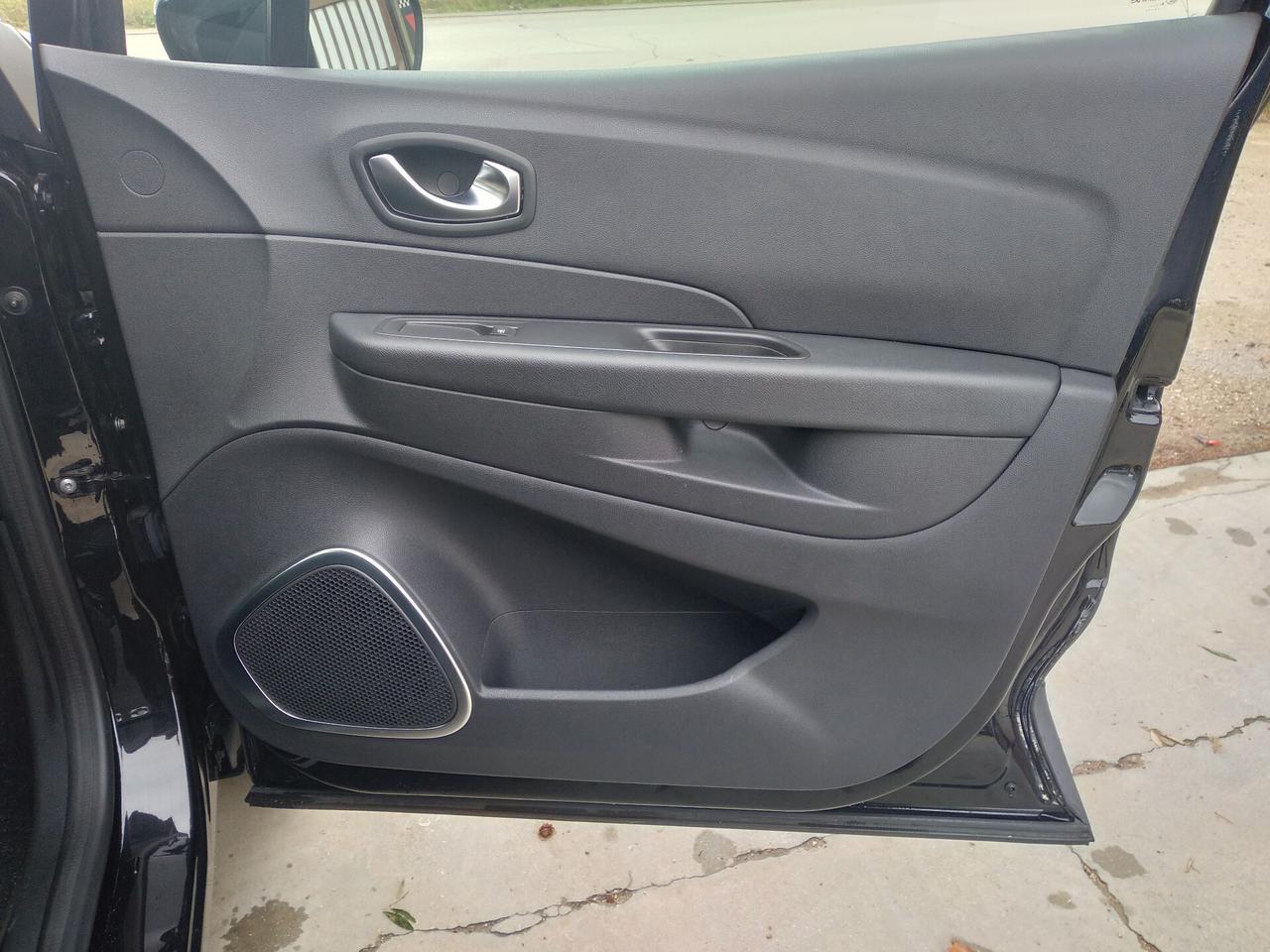 Renault Captur dCi 8V 90 CV EDC Sport Edition