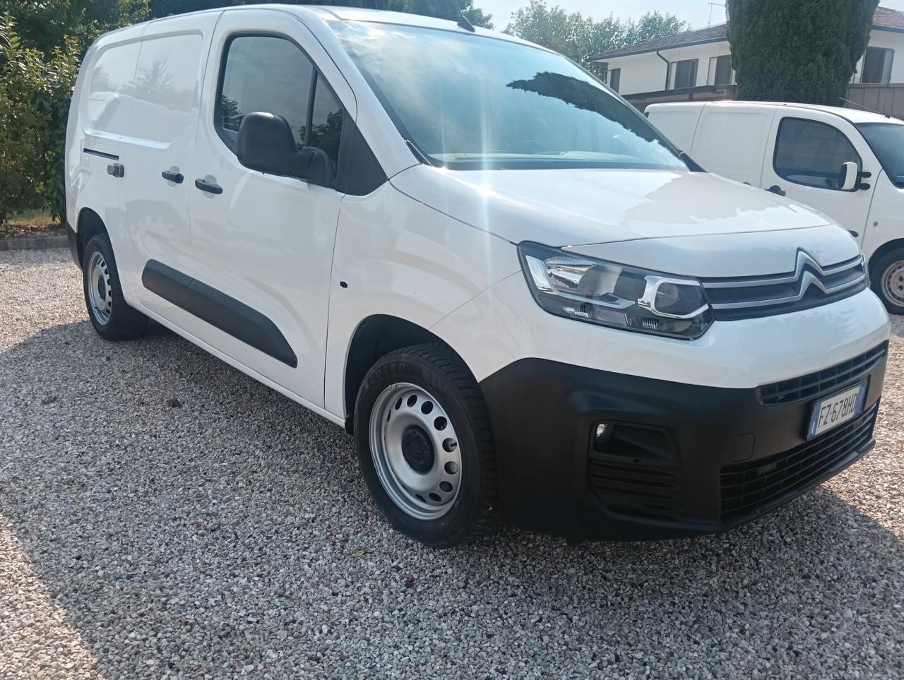 Citroen Berlingo BlueHDi 100 XL maxi