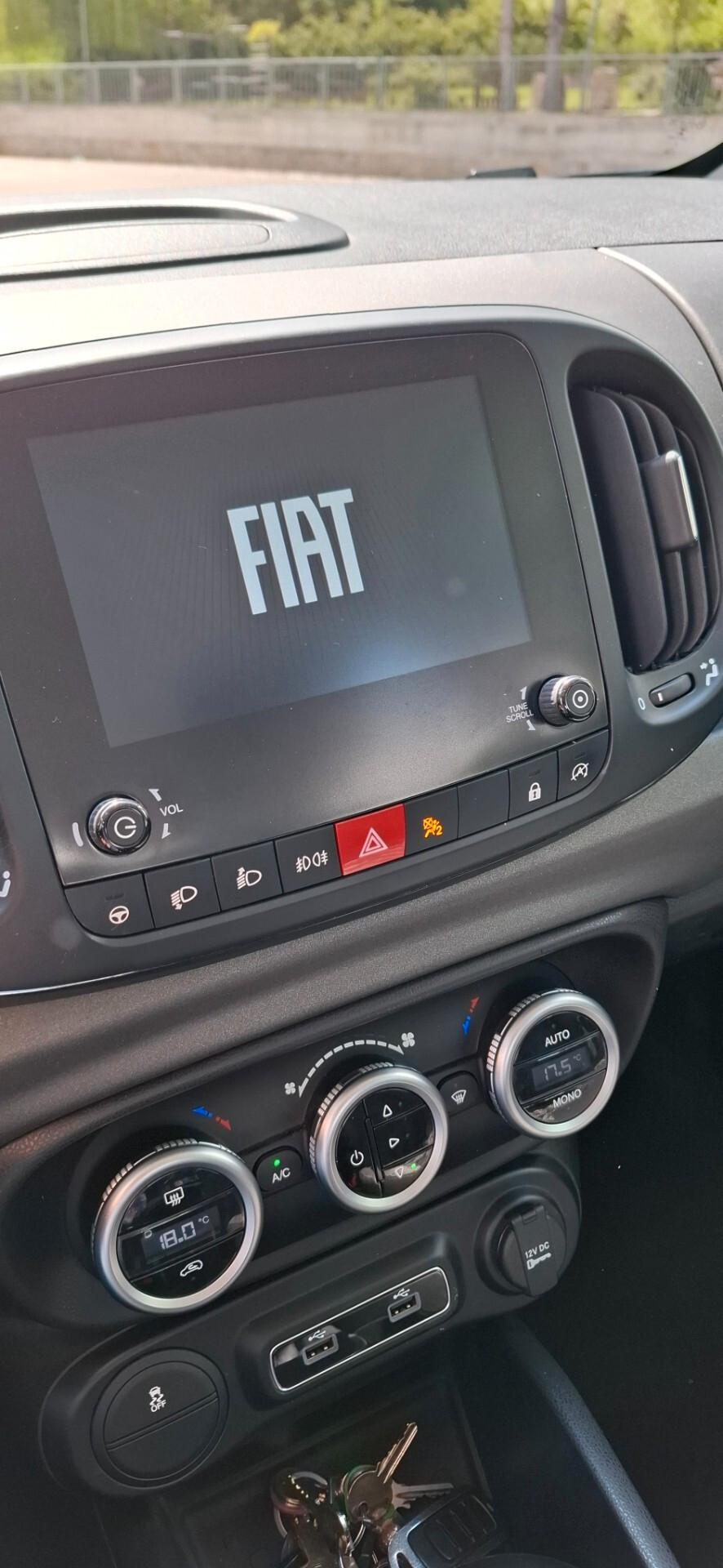 Fiat 500L 1.4 95 CV S&S Cross