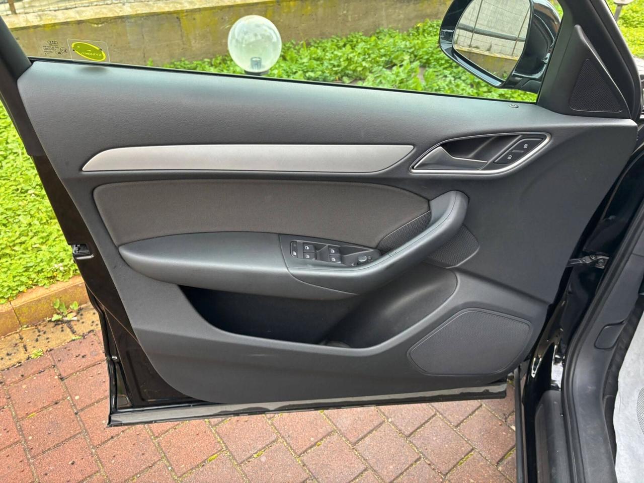 Audi Q3 2.0 TDI 150 CV Sport