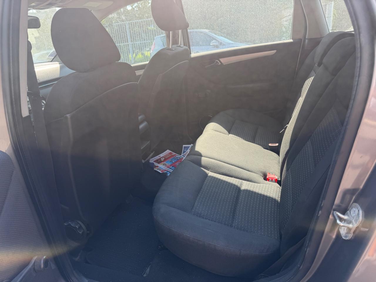MERCEDES CLASE B 200CDI 140CV INCIDENTATATO