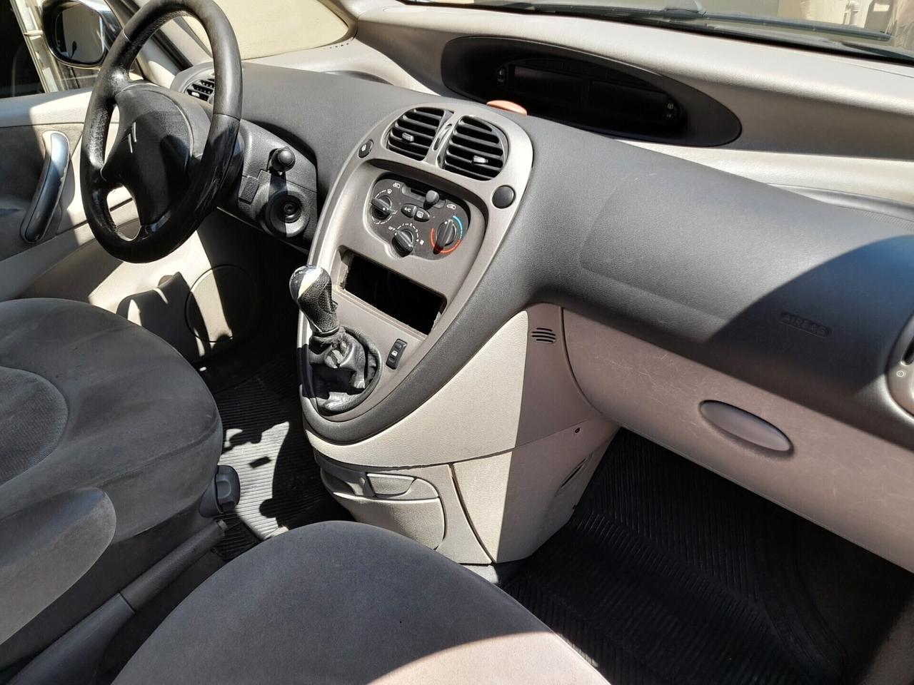 Citroen Picasso 1.6 GPL scadenza 2034