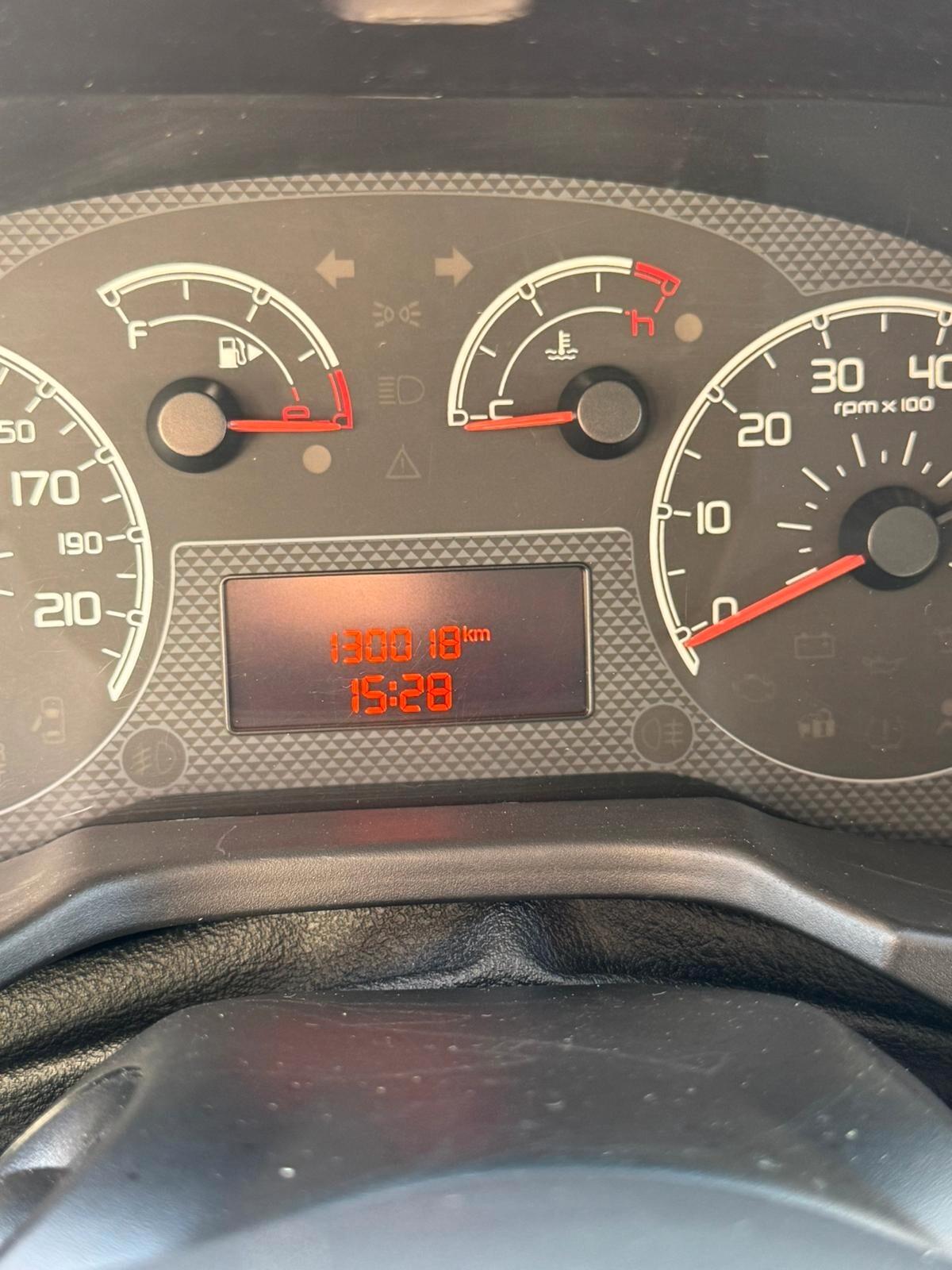 Fiat Fiorino 1.3 MJT 95CV Cargo Adventure