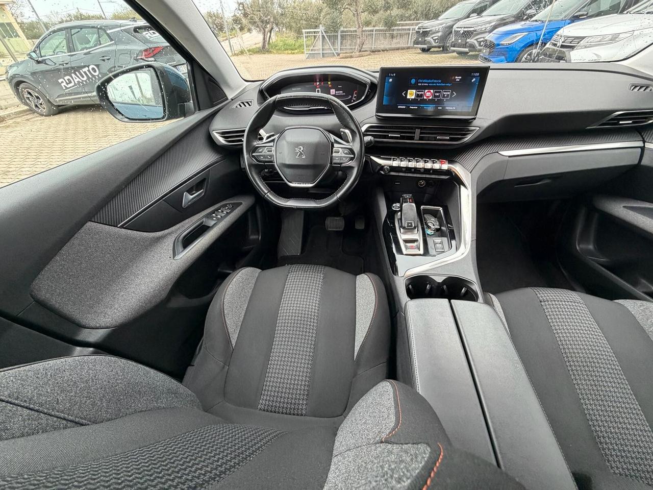 Peugeot 3008 BlueHDi 130 S&S EAT8 Allure