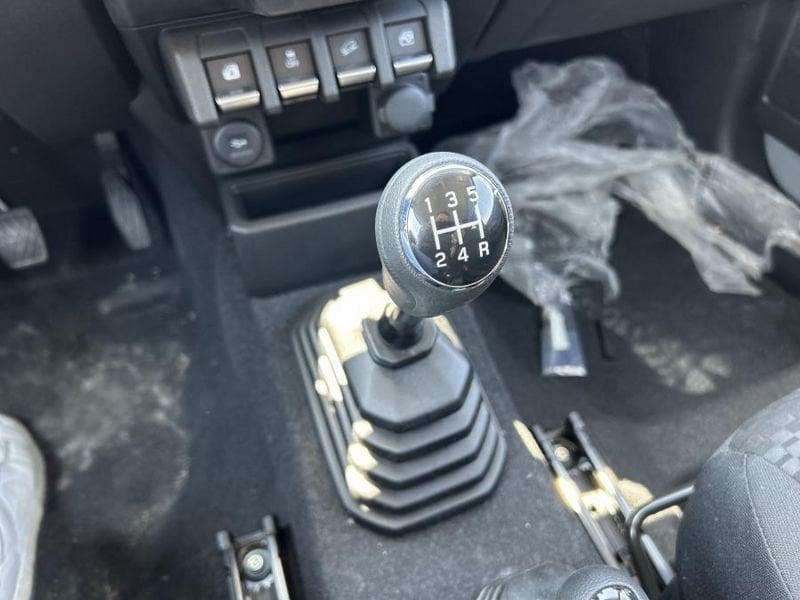 Suzuki Jimny 1.5 5MT 4 POSTI AUTOVETTURA