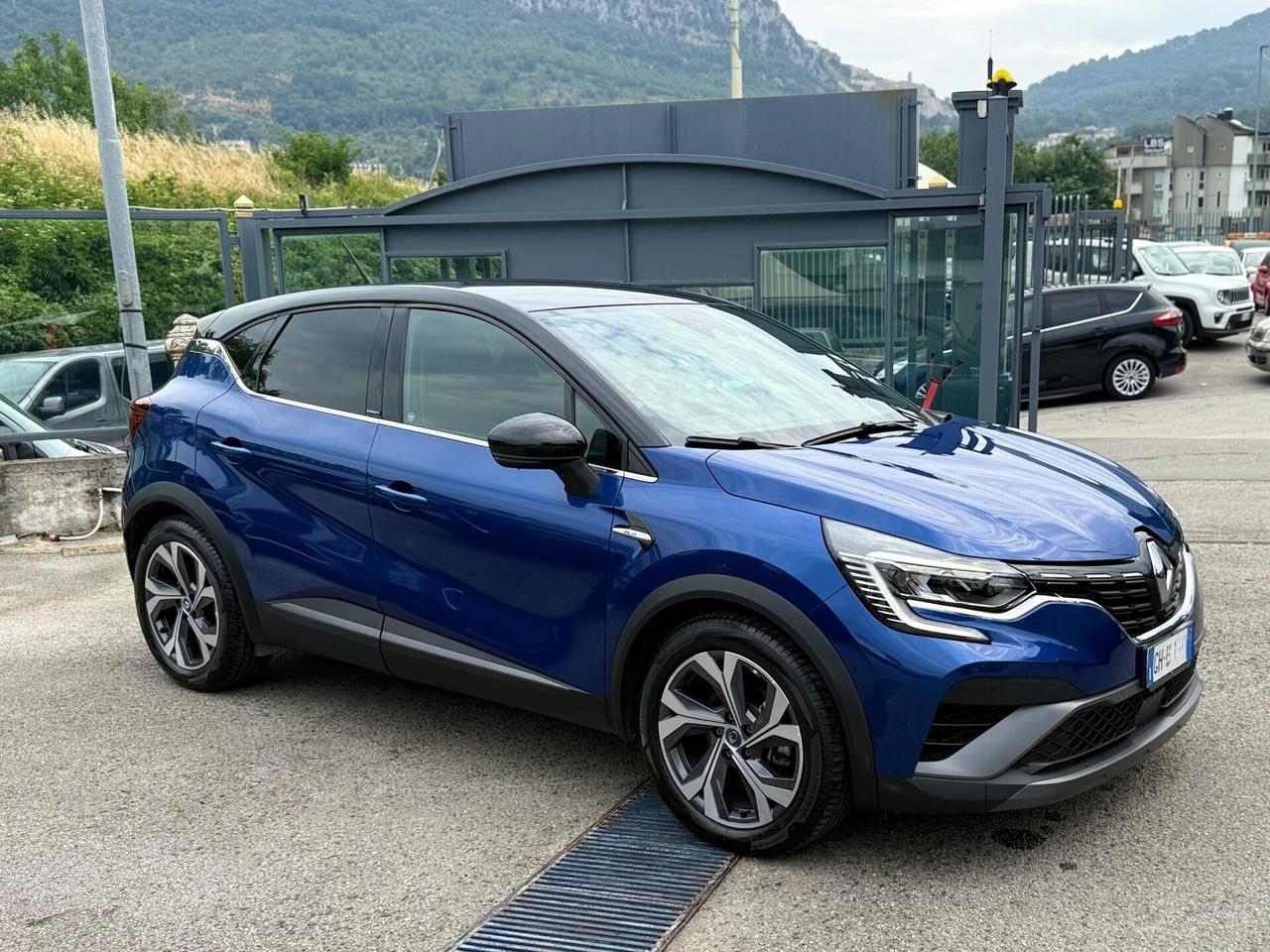 Renault Captur Full Hybrid E-Tech 145 CV RS Line