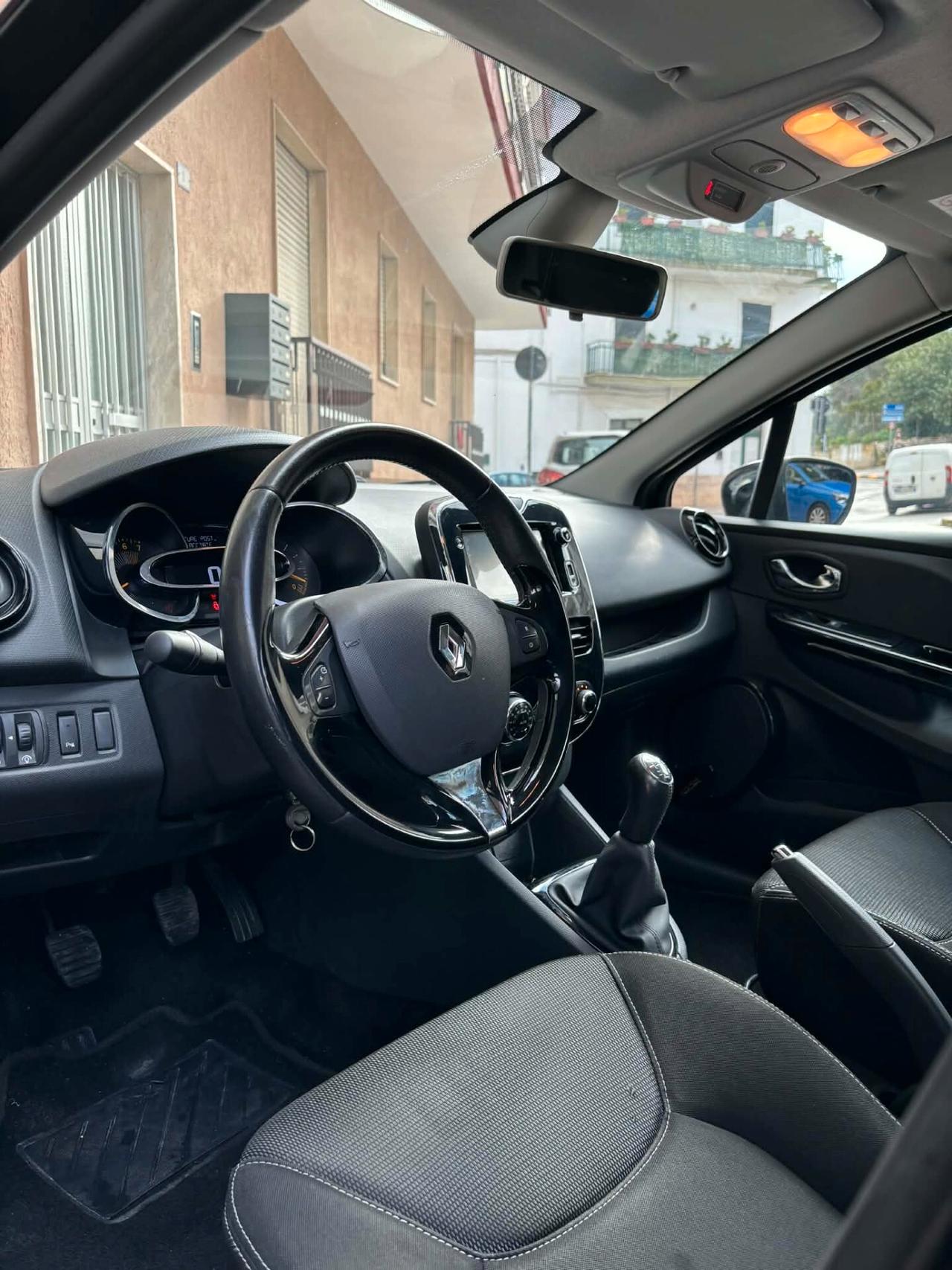 Renault Clio 1.2 75CV 5 porte Live