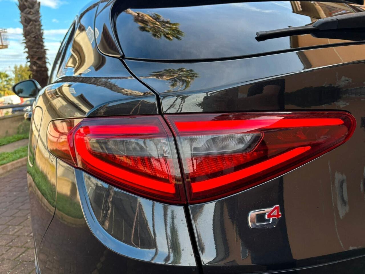 Alfa Romeo Stelvio 2.2 Turbodiesel 180 CV AT8 RWD Super/*-