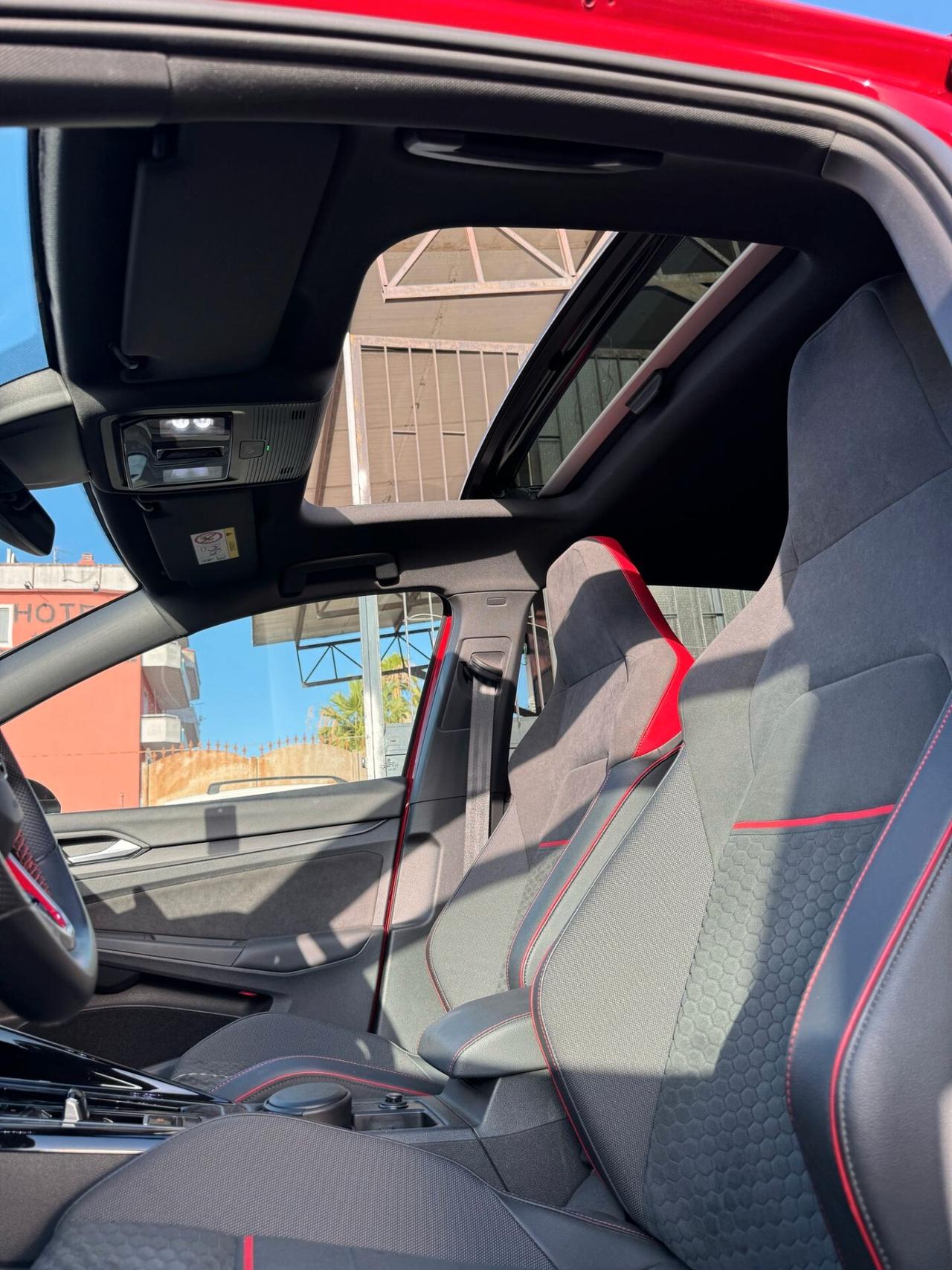 Volkswagen Golf GTI 2.0 TSI DSG CLUBSPORT