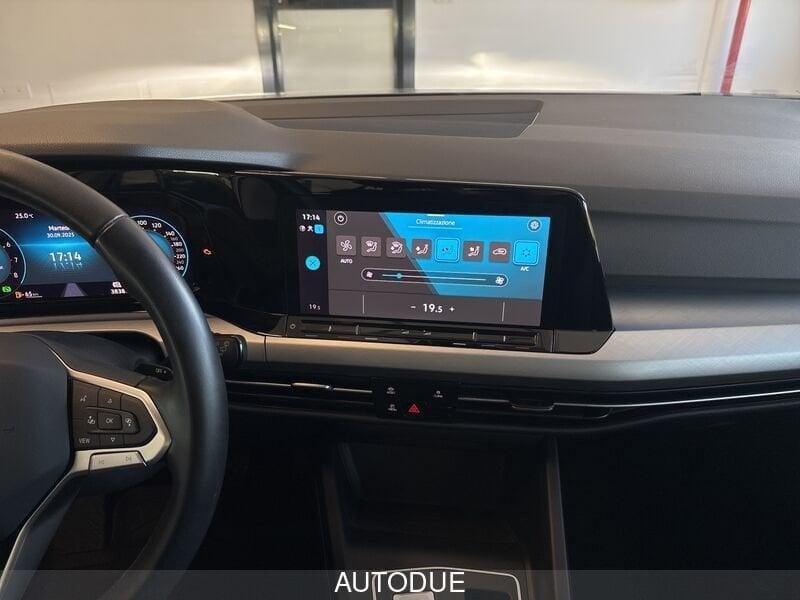 Volkswagen Golf VIII 2020 1.0 etsi evo Life 110cv dsg