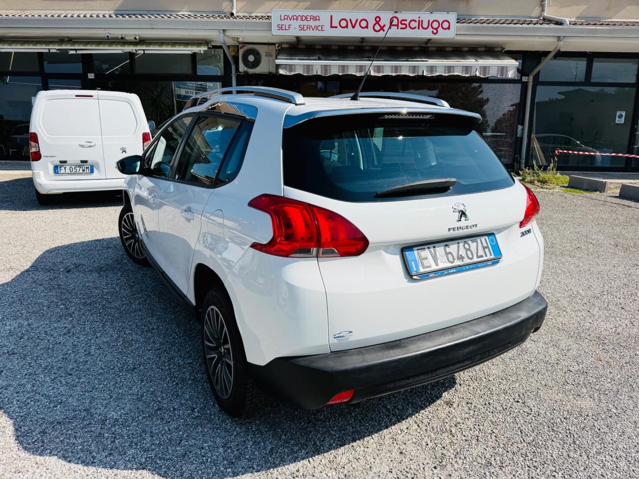 Peugeot 2008 1.2 82cv Active Ok Neopatentati