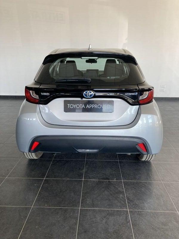 Toyota Yaris Hybrid Active MY22