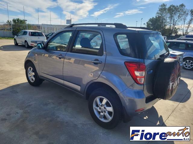 DAIHATSU - Terios - 1.5i 16V 4WD SX O/F
