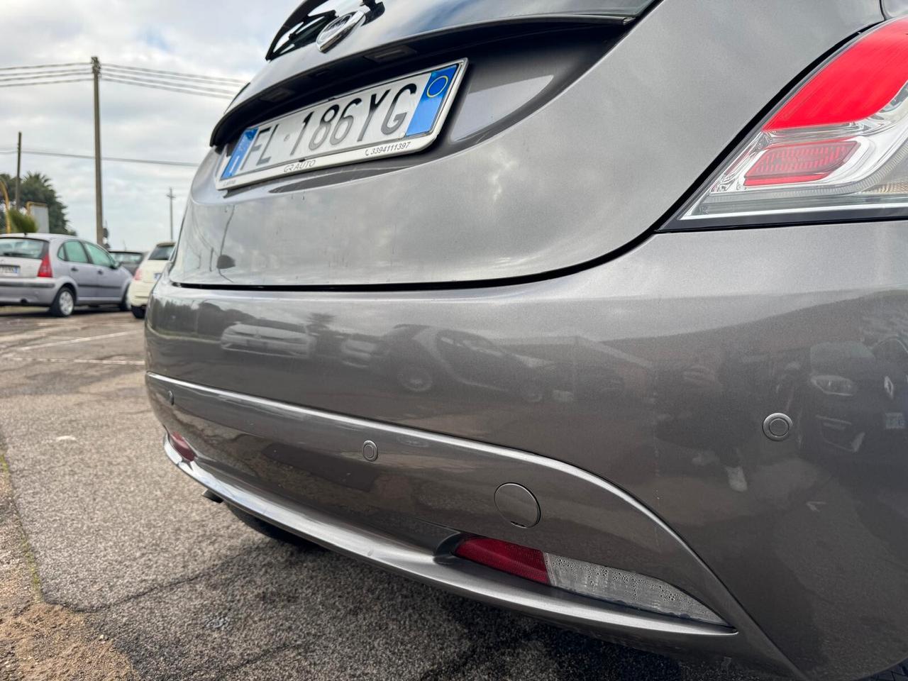 Lancia Ypsilon 1.2 BENZ NEOPTENTATI 2017