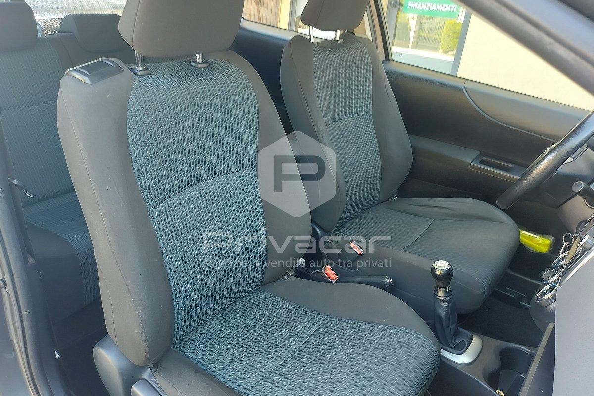 TOYOTA Yaris 1.0 3 porte Active