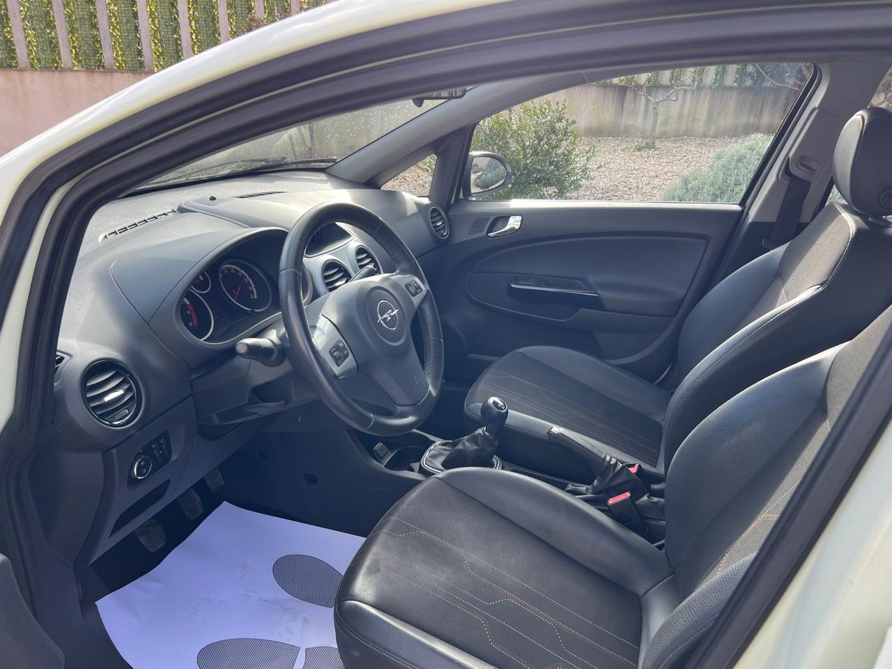 Opel Corsa 1.2 5 porte GPL-TECH 2012